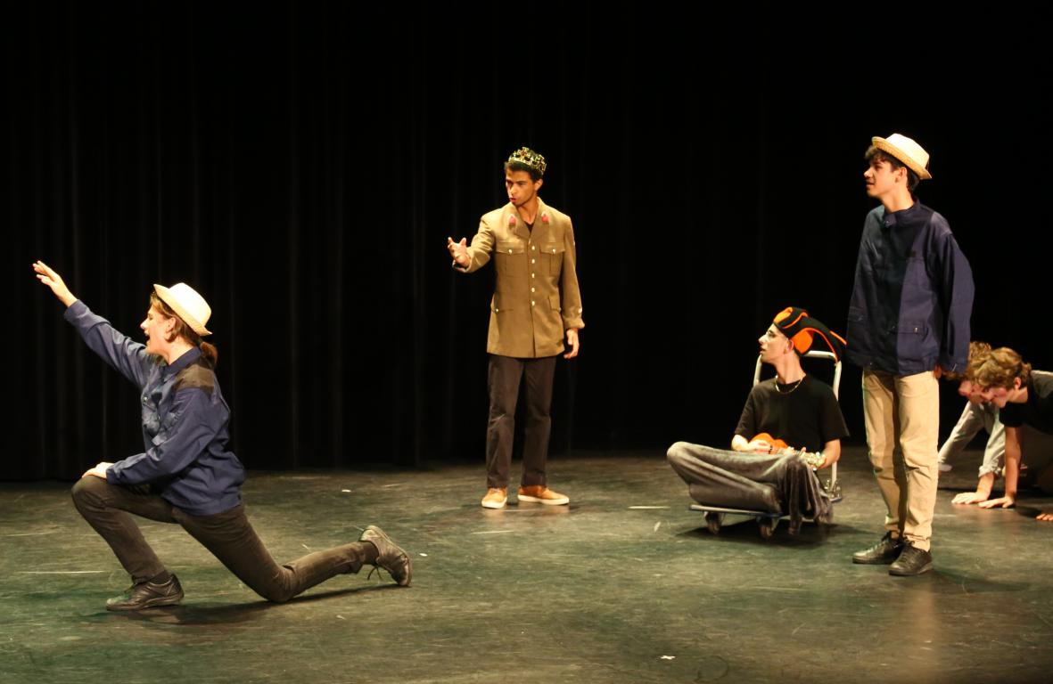 Atelier théâtre collège lycée Saint-Michel de Saint-Mandé